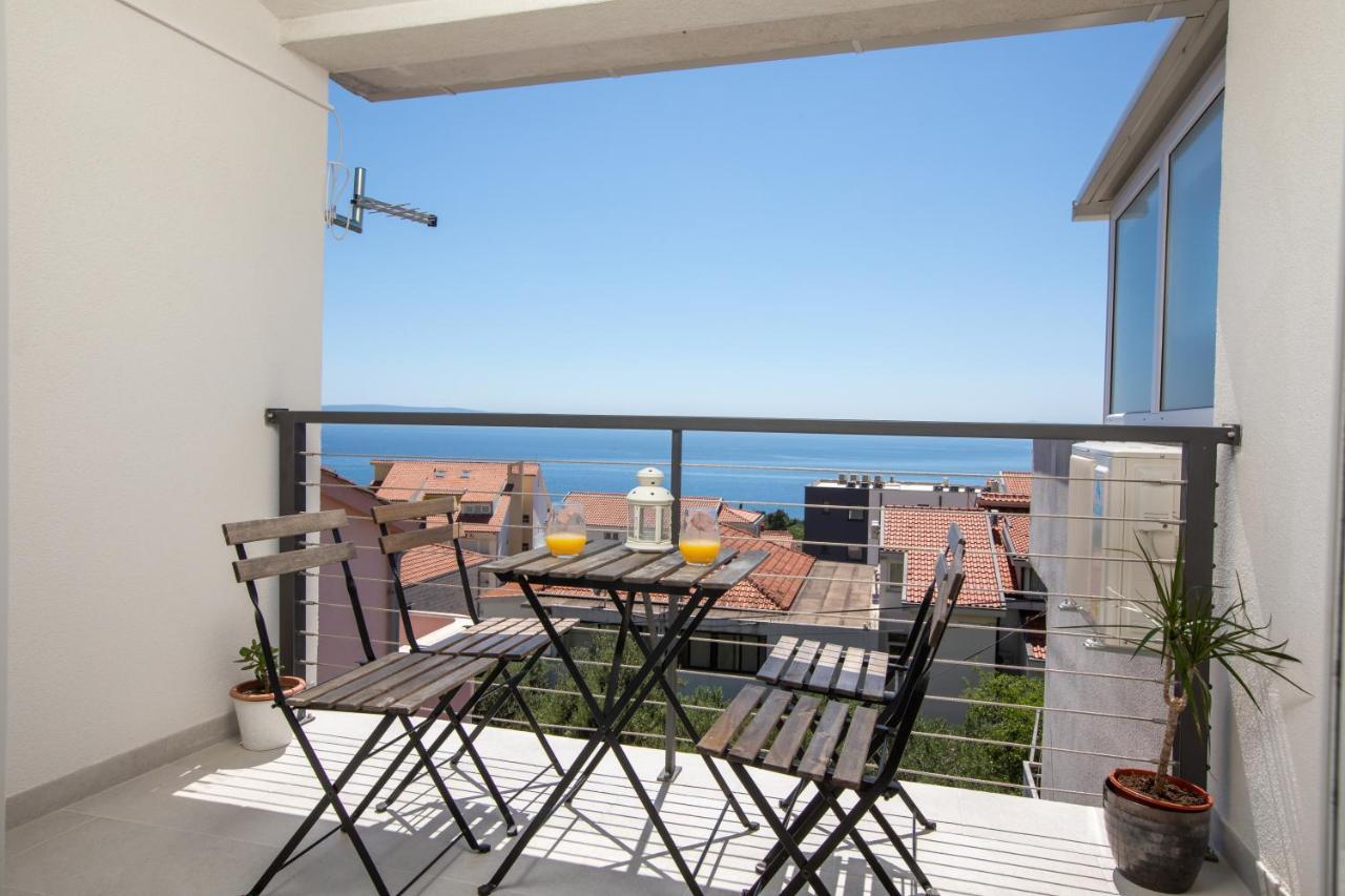 Apartments Left & Right With Jacuzzi, 4 Stars Makarska Extérieur photo